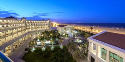 HOTEL LAS ARENAS BALNEARIO RESORT-Alójate en un hotel gran lujo para descubrir la Valencia marítima y su antiguo barrio de pescadores-Stay in a luxury hotel to discover maritime Valencia and its old fishermen's quarter.-Allotja't en un hotel gran luxe i descobrix la València Marítima i el seu ba...