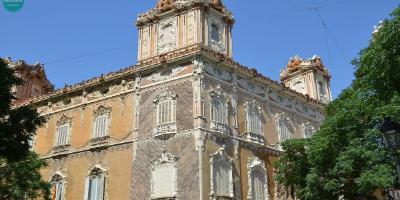 Discovering Valencia-Visita guiada Valencia: la esencia del centro histórico-Guided tour Valencia: Historical Center Highlights-Visita guiada València: l'essència del centre històric