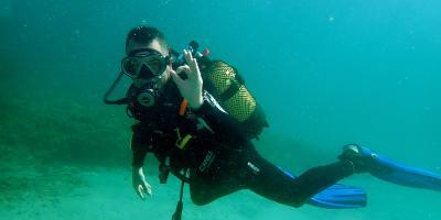 Centro de buceo SCUBA ELX-Bautismo de buceo desde barco en Santa Pola-Scuba try dive from boat in Santa Pola-Baptisme de busseig des de vaixell a Santa Pola