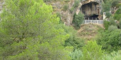 Love Xàtiva Tours-La guarida neandertal en el Mediterráneo-The Neanderthal lair in the Mediterranean-El cau neandertal al Mediterrani