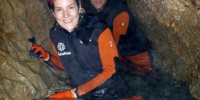 Viunatura-Espeleología acuática en el corazón de Espadán-Water caving in the heart of the Espadán mountains-Espeleologia aquàtica en el cor d'Espadà