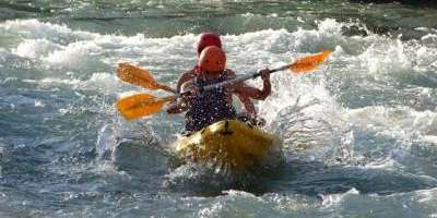 Cabriel Roc Kayaking-Rafting por el río Cabriel-Rafting on the river Cabriel-Ràfting pel riu Cabriol