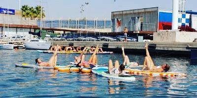 Ocean Republik-Paddle surf y windsurf en el centro de València-Paddle surf and windsurf right in the center of Valencia-Paddle surf i windsurf en el centre de València