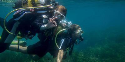 Posidonia Ecosports-Bautismo de buceo con biólogos-Try dive with marine biologists-Baptisme de busseig amb biòlegs