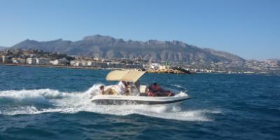 Albir Marina S.L.-Excursión en lancha motora por el Parque Natural de Serra Gelada-Powerboat excursion in the Natural Park of Serra Gelada-Excursió en llanxa motora pel Parc Natural de Serra Gelada