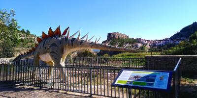 Alpuente turístico-Disfruta con los dinosaurios de Alpuente-Enjoy knowing the dinosaurs of Alpuente-Gaudeix amb els dinosaures d'Alpuente