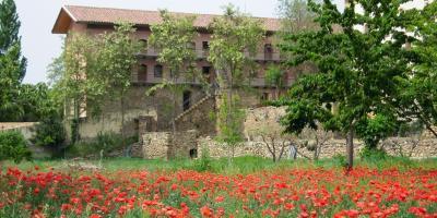 Albergue Francesc de Vinatea-Albergue en Morella-Hostel at Morella-Alberg a Morella